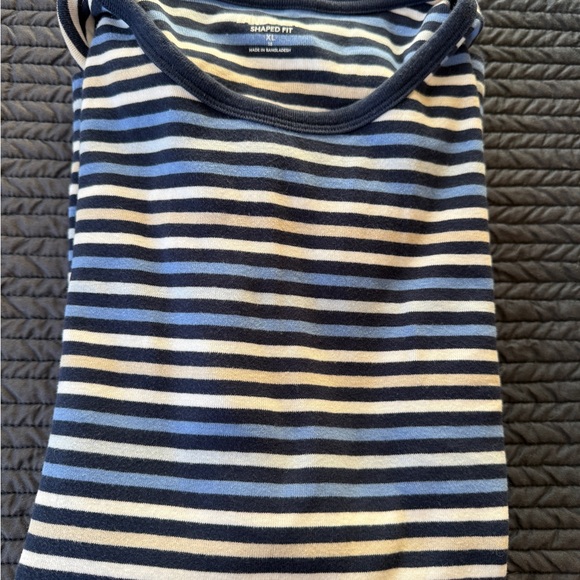 Lands' End women’s set of two XL Multicolor Striped Tees - Picture 5 of 9